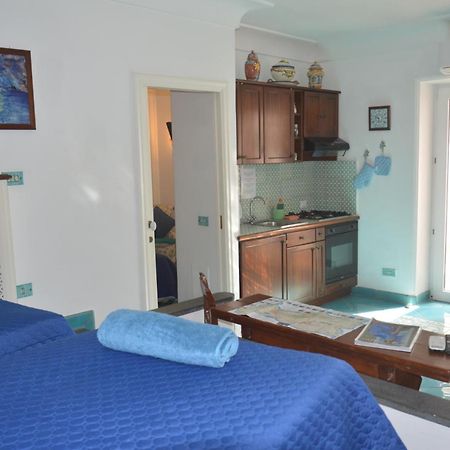 Augustus Park Capri Center Apartment ภายนอก รูปภาพ